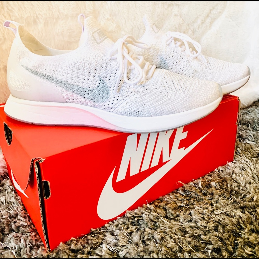 Women’s Nike Air Zoom Mariah FlyKnit Racer